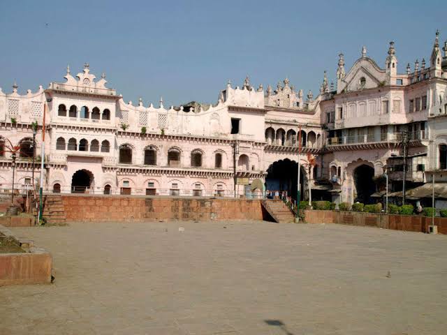 Shaukat Mahal